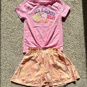 Okie Dokie girls size 6 It's a good day to visit Grandma top and skort